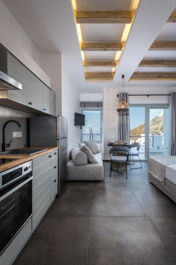 Vivere Luxury Suites Pera Gyalos Exterior foto